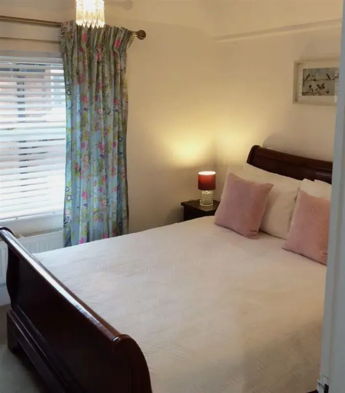 Summerland Avenue, Minehead, TA24, photo 12