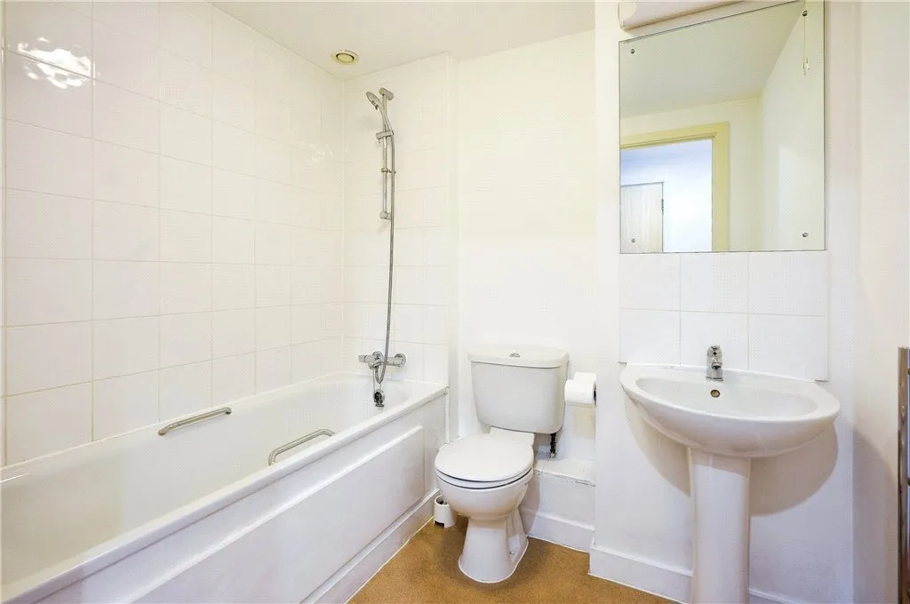 Queenstown Road, London, SW11, photo 13