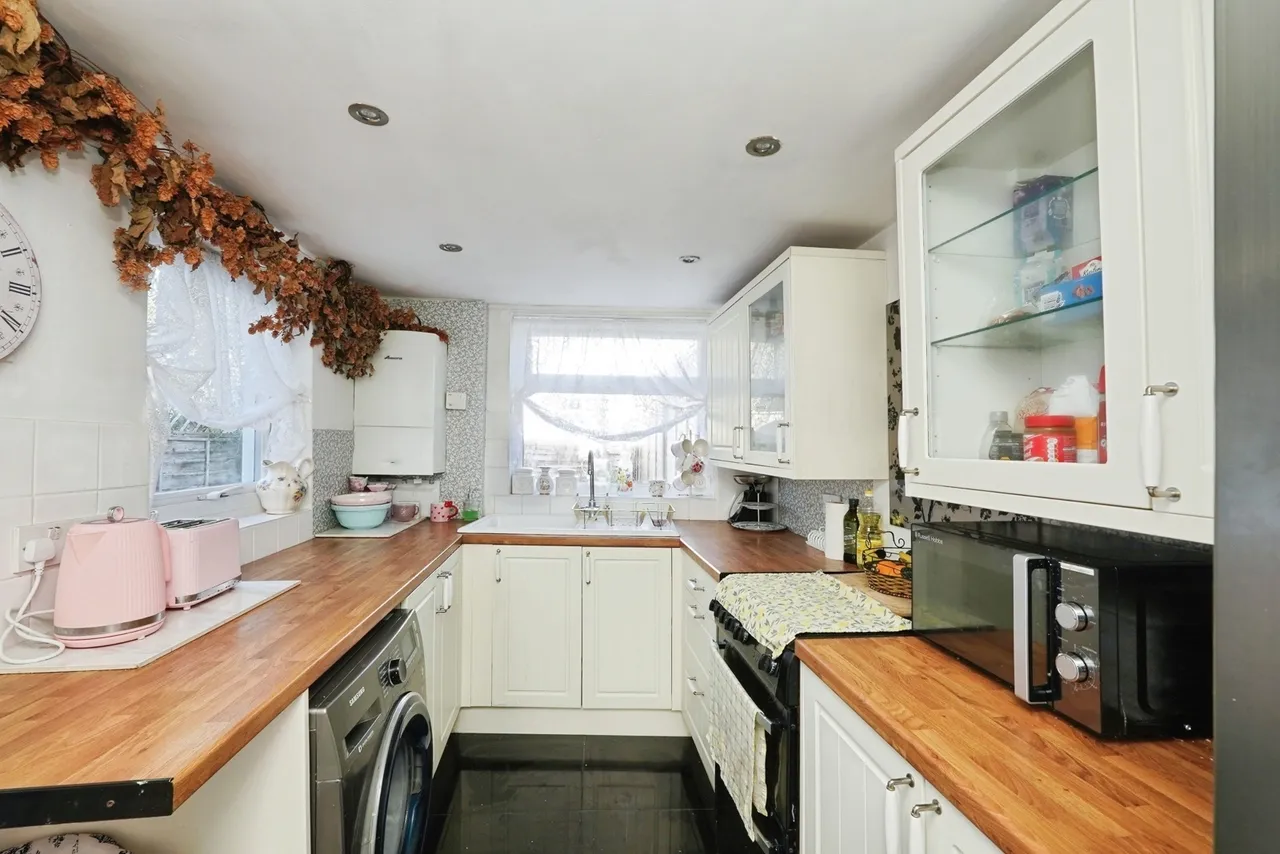 Fernbank Crescent, Folkestone, CT19, photo 4