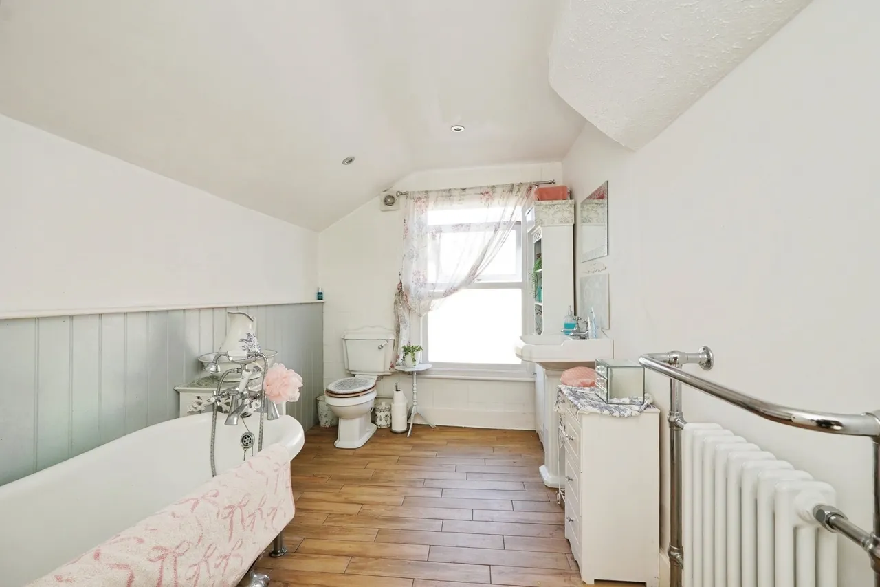 Fernbank Crescent, Folkestone, CT19, photo 12
