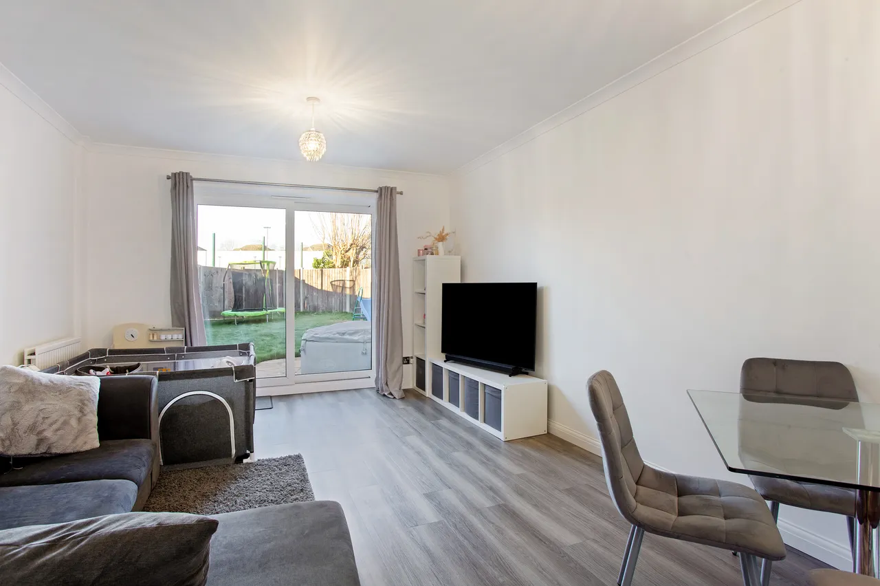 Wordsworth Mead, Redhill, RH1, photo 2