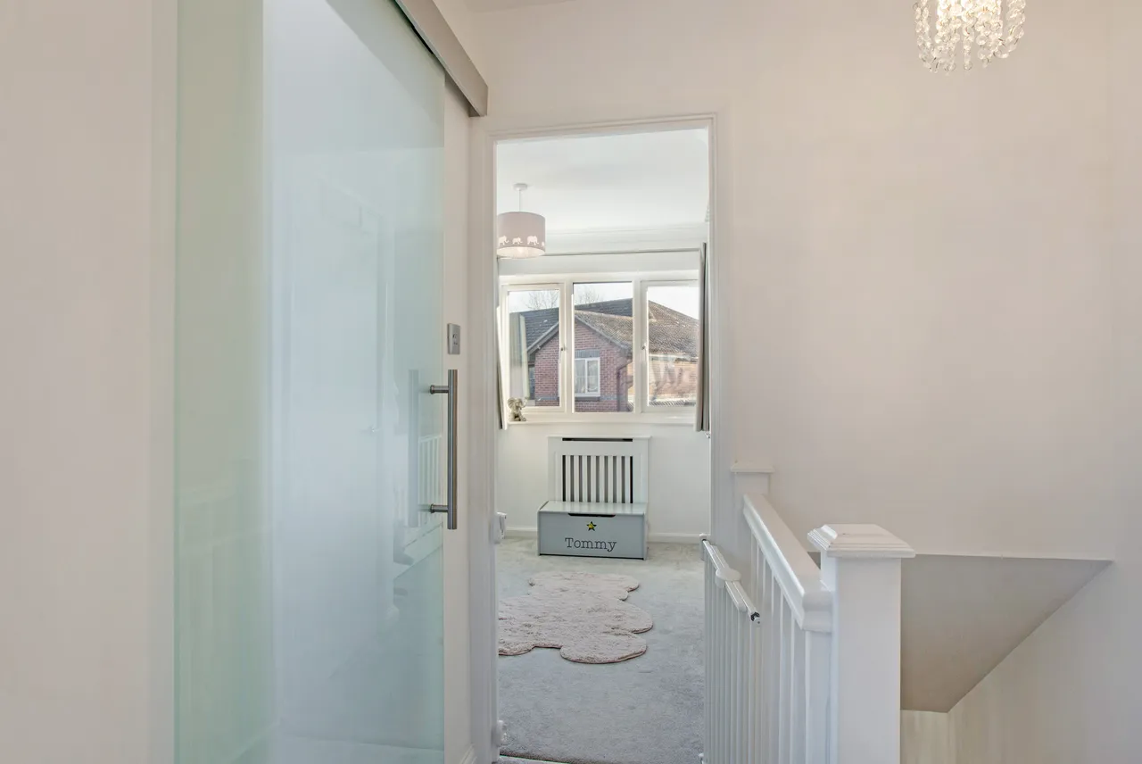 Wordsworth Mead, Redhill, RH1, photo 8