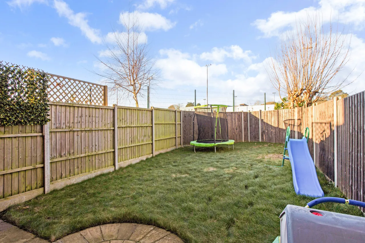 Wordsworth Mead, Redhill, RH1, photo 6