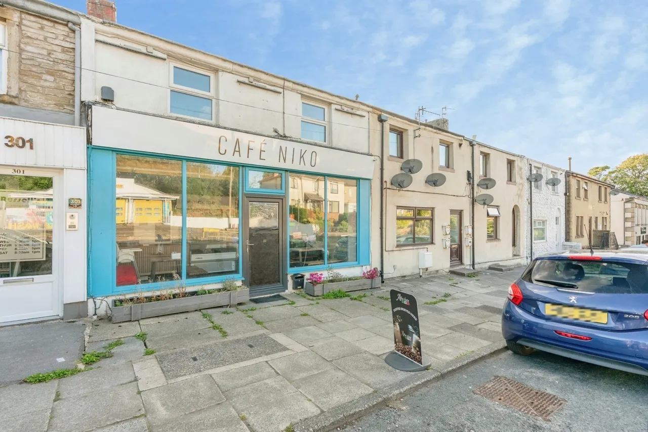 1 bed house for sale — Manchester Road, Burnley, Lancashire, BB11