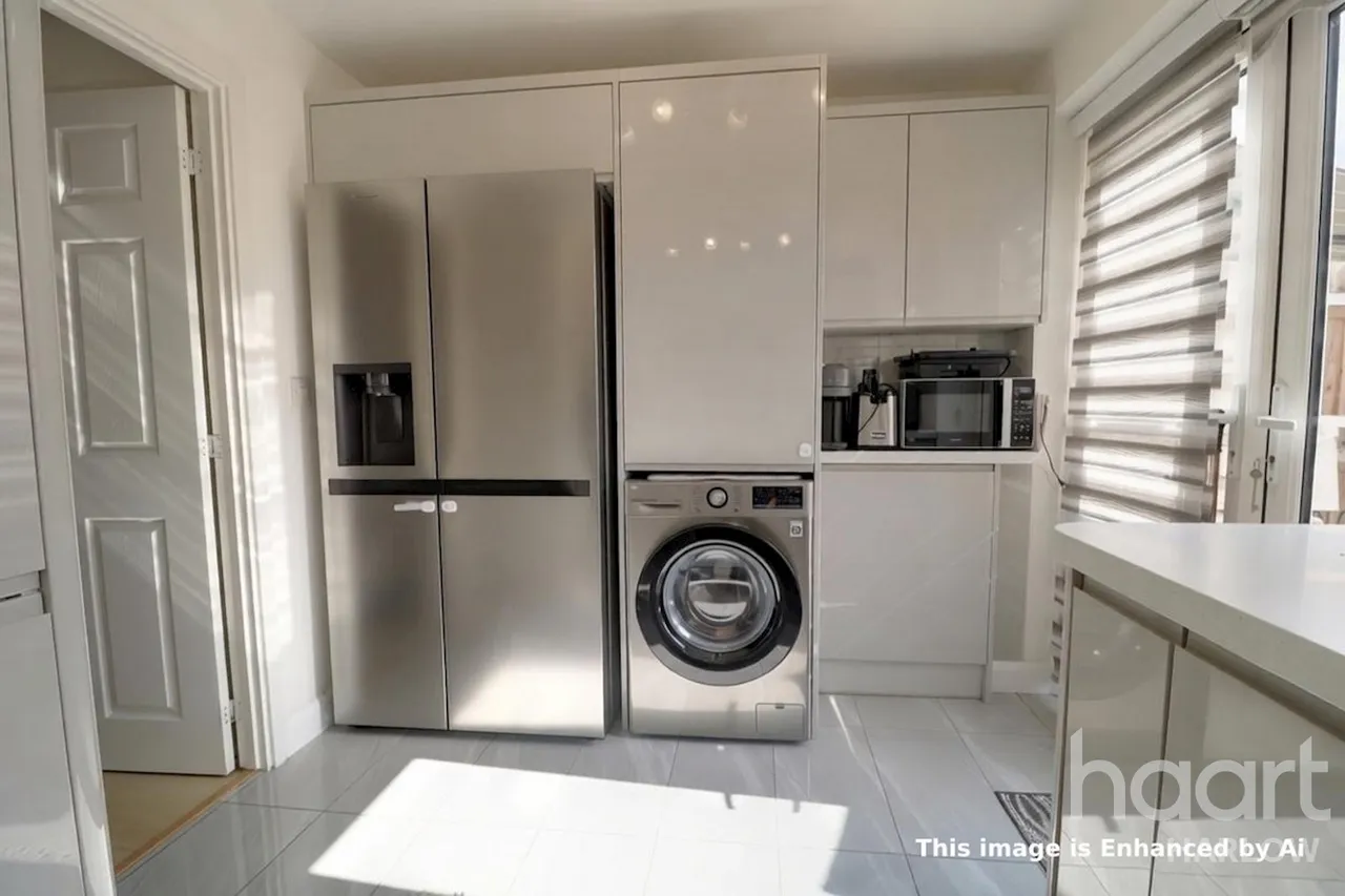 Brambling Crescent, Harlow, CM17, photo 11