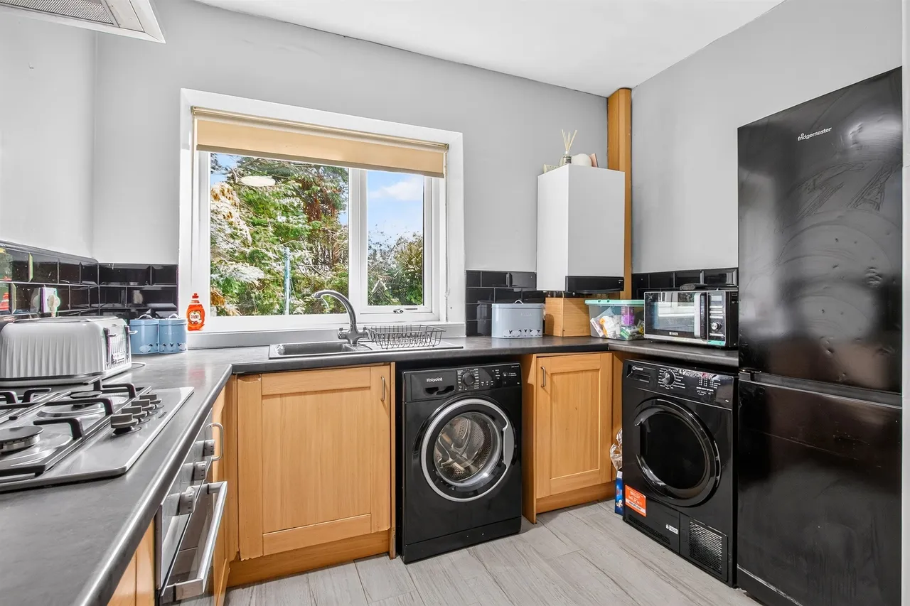Windhill Crescent, Glasgow, photo 9