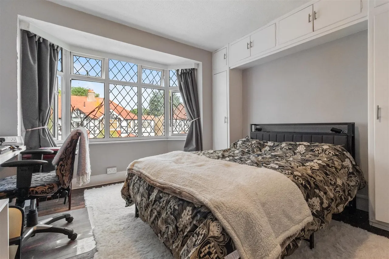 Balcombe Avenue, Worthing, photo 14