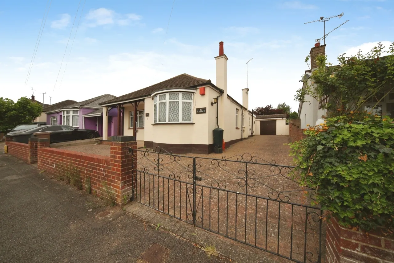 Locarno Avenue, Luton, LU4, photo 15