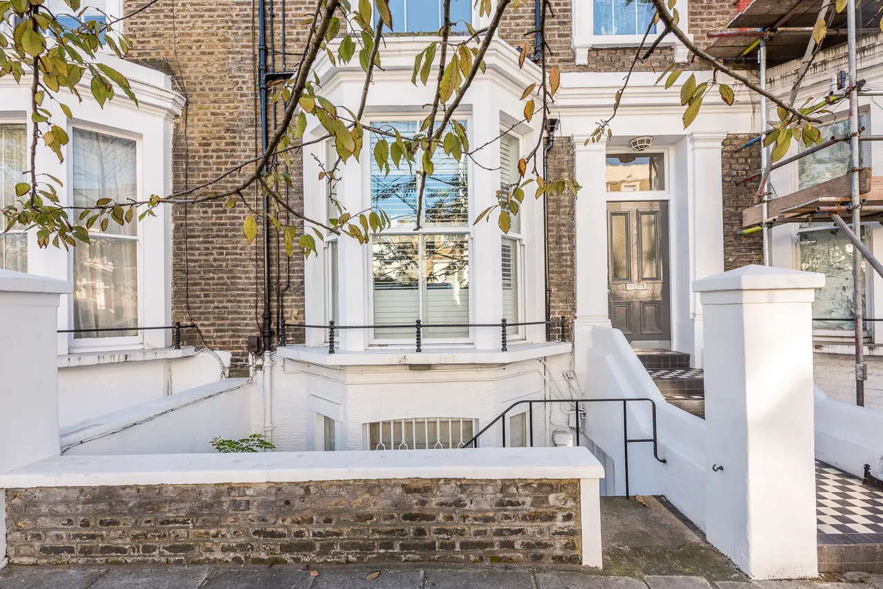 Flat 2, 94 Warwick Gardens, London, photo 9