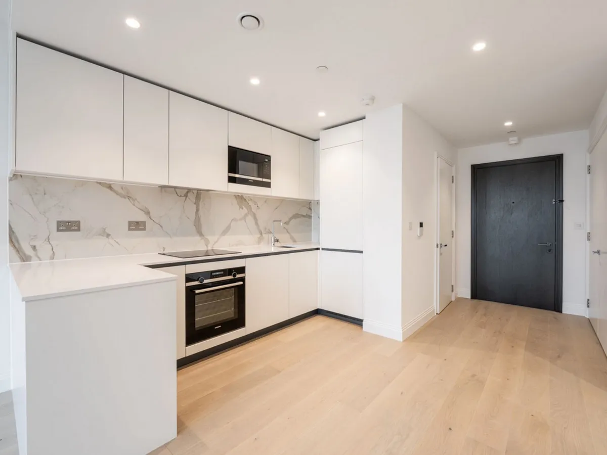 1 bed flat to rent, William Morris Way, London, SW6