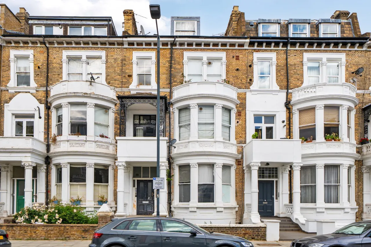 1 bed flat for sale, Sinclair Road, Kensington, W14
