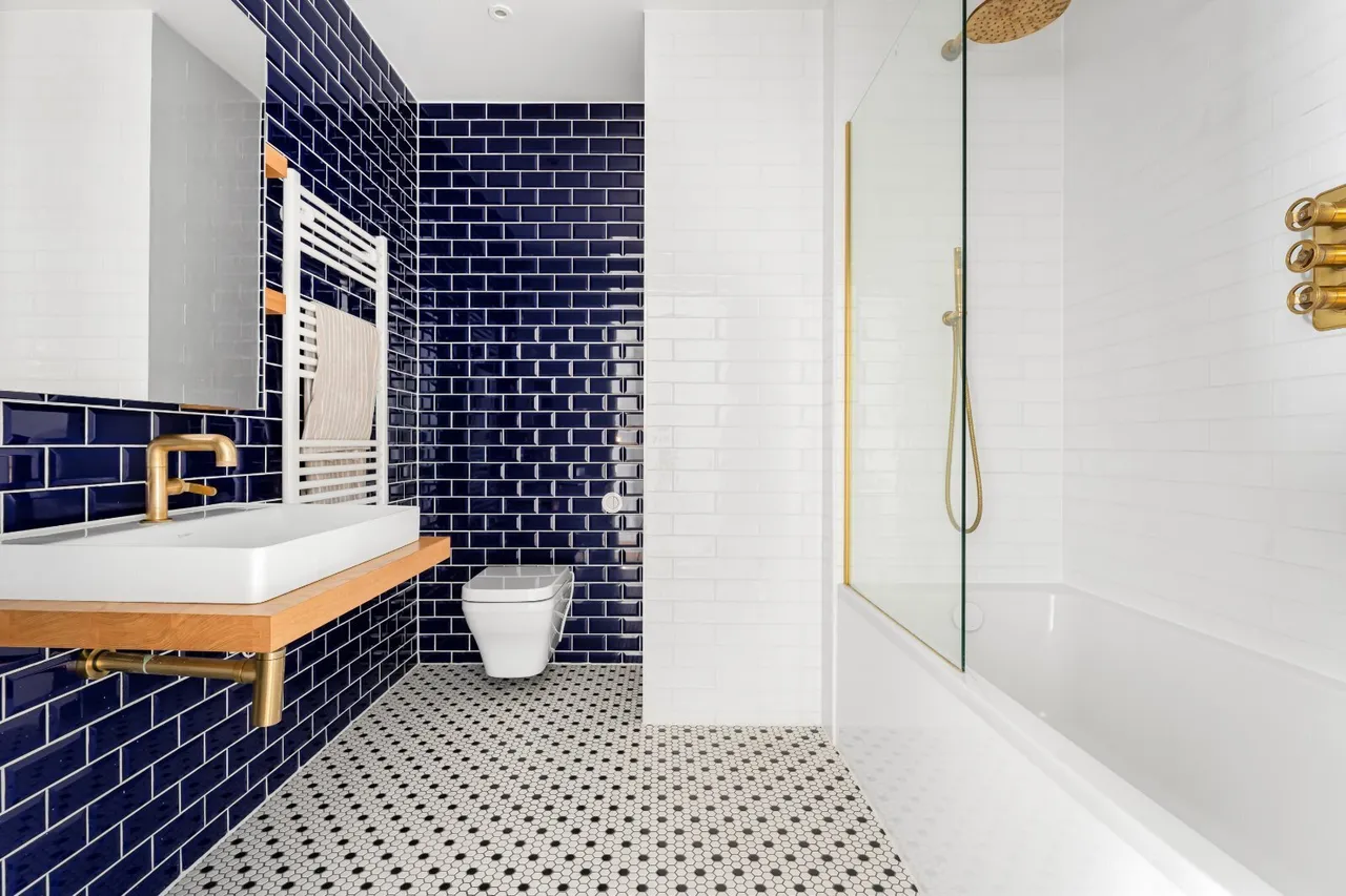 Orchard Place, London, E14, photo 12