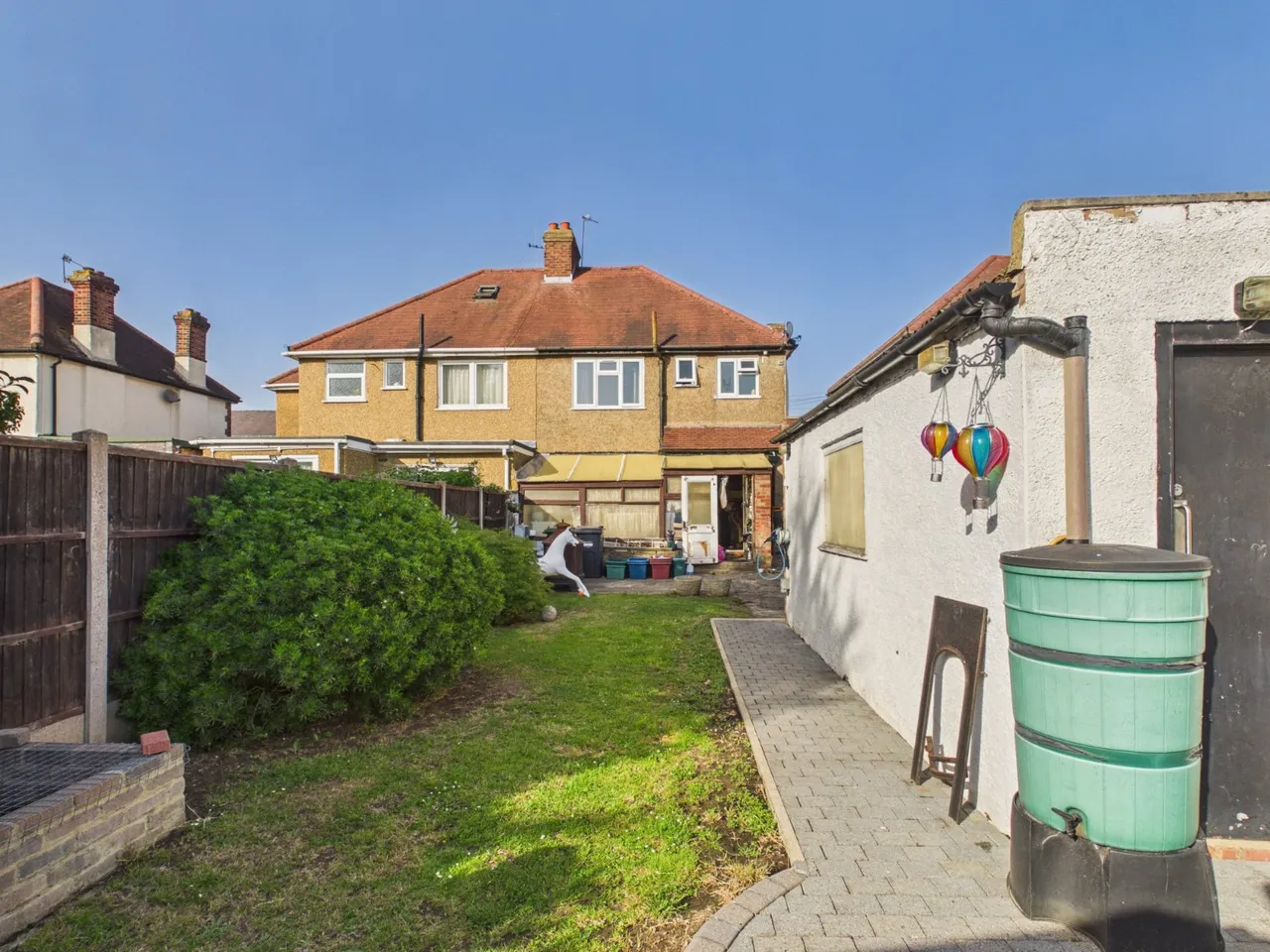 Feltham, Middlesex, photo 11