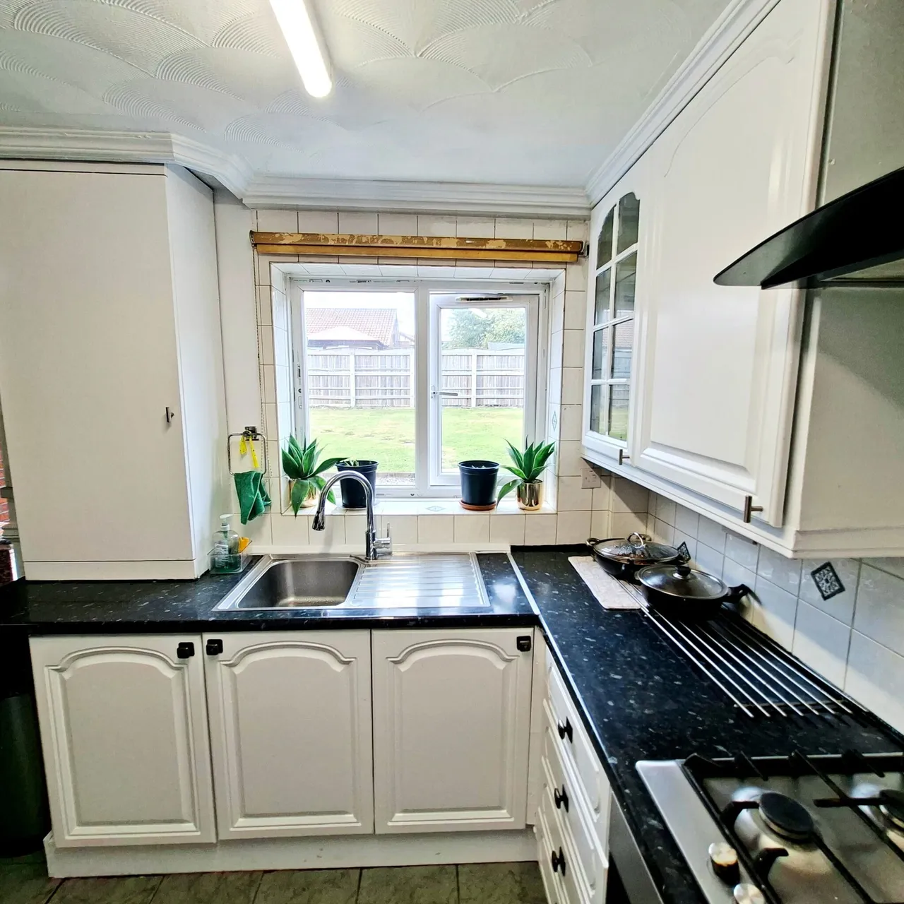Barratt Gardens,M24 5JU, photo 4