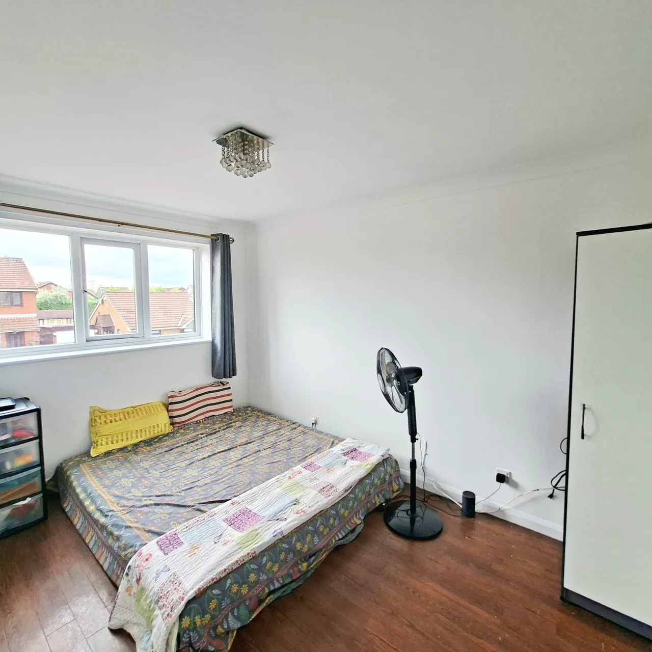 Barratt Gardens,M24 5JU, photo 9