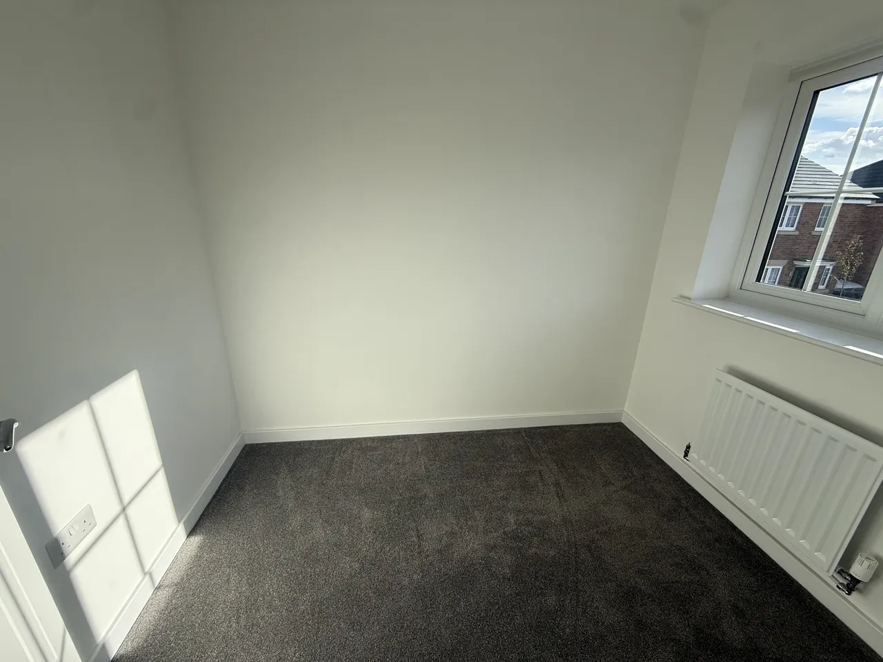 Trones Wood Lane, Widnes, WA8, photo 9
