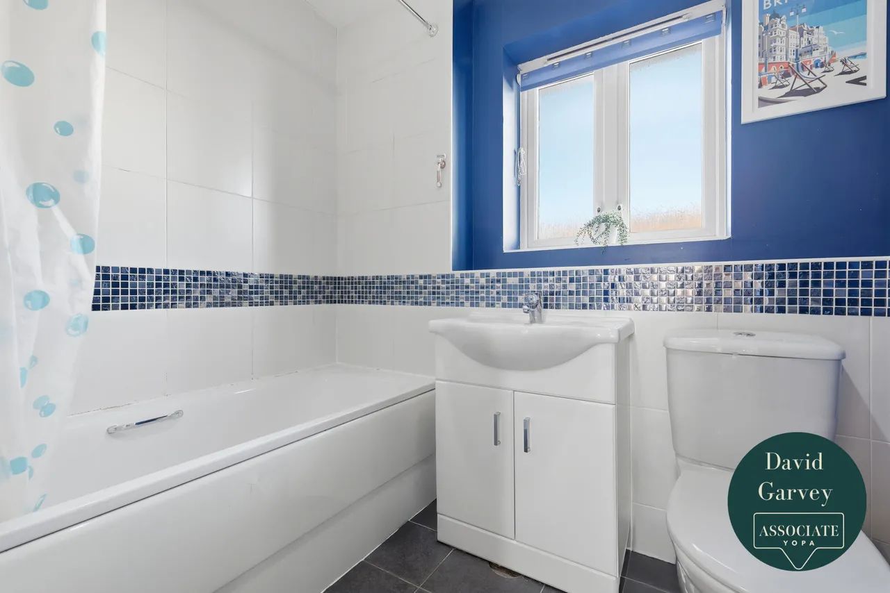 Appleby Drive, Romford, RM3, photo 10