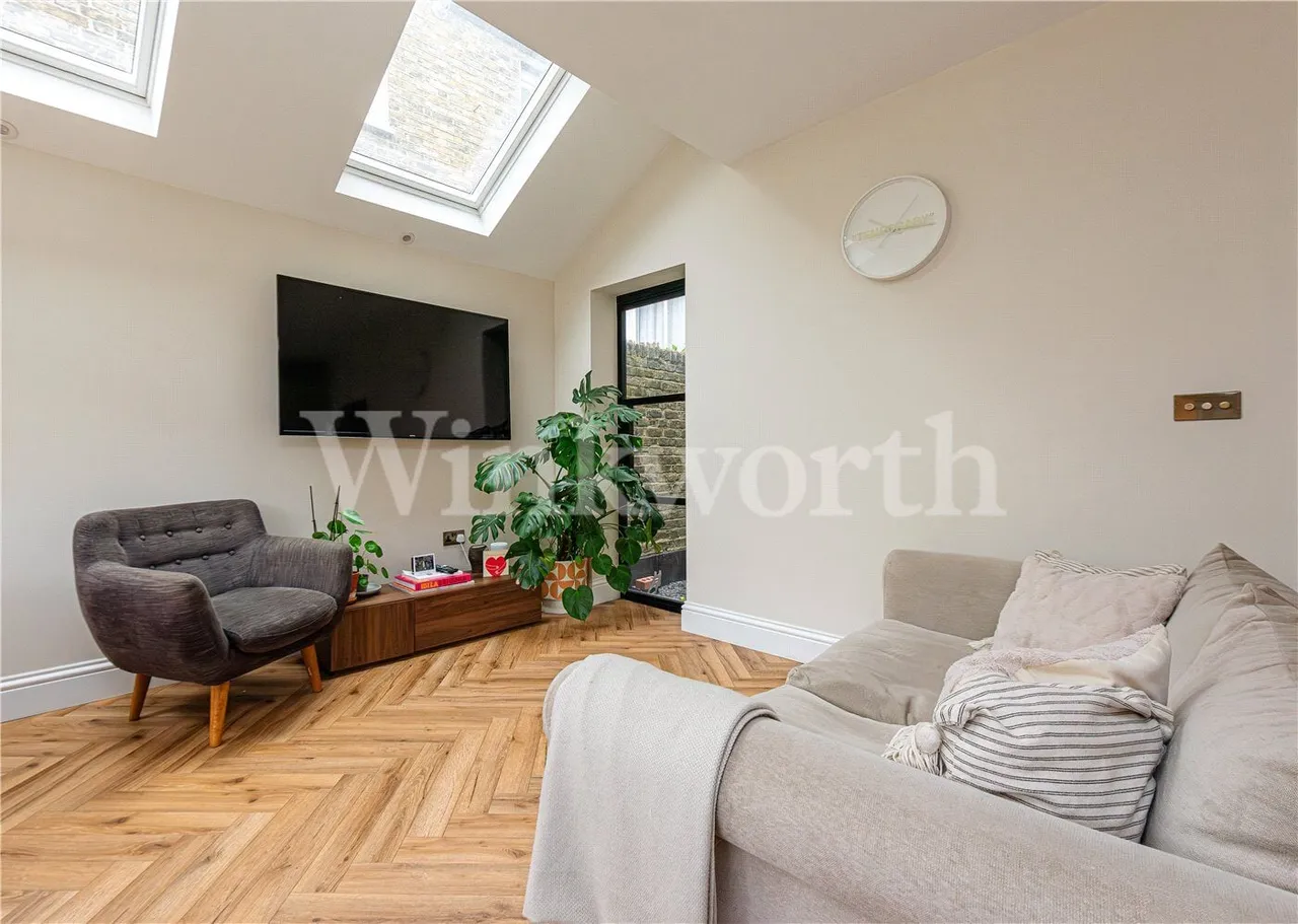 Bathurst Gardens, London, NW10, photo 10