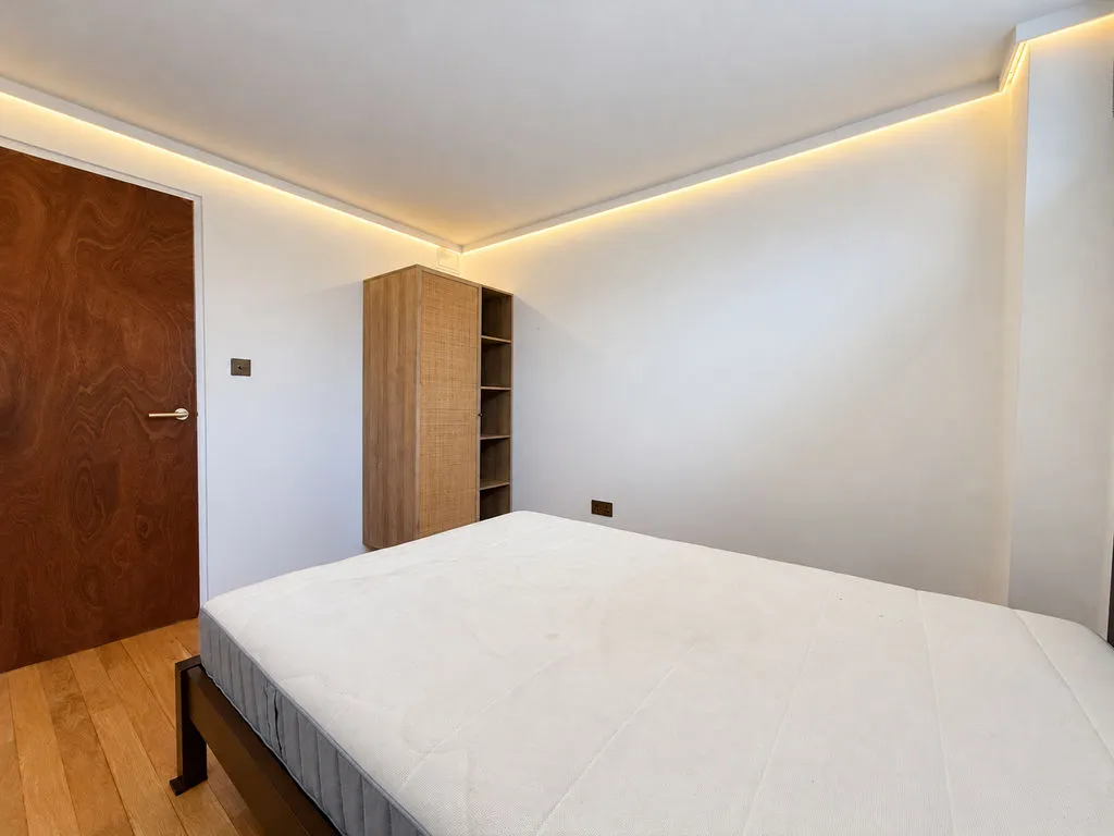Tanners Hill, London, SE8, photo 8