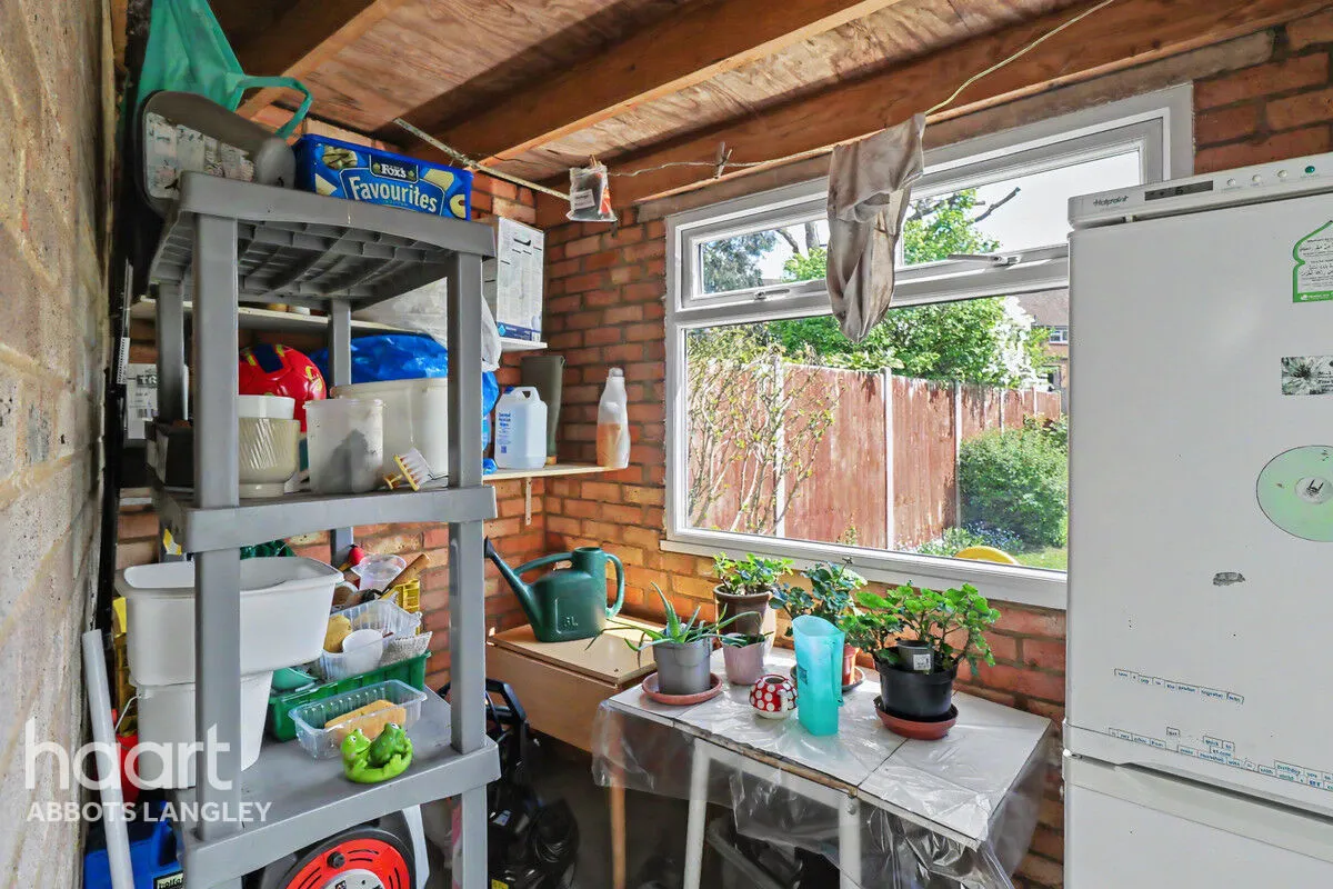 Hare Crescent, Watford, WD25, photo 8