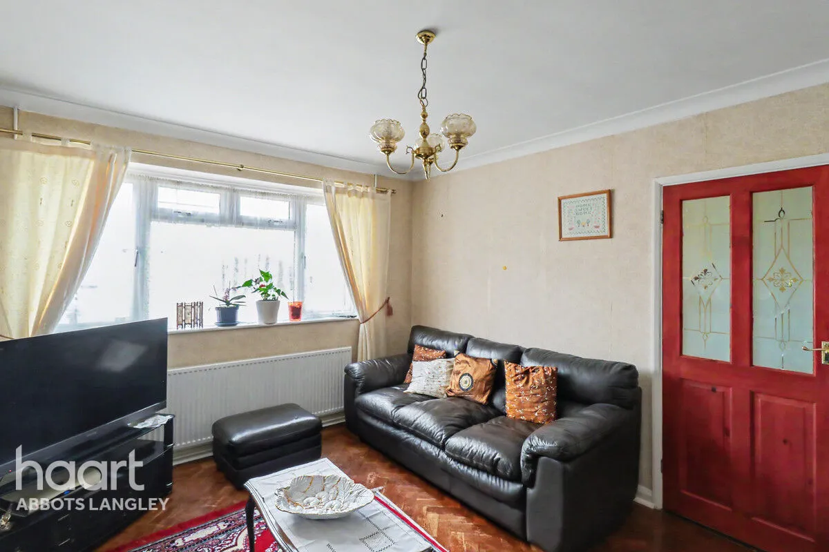 Hare Crescent, Watford, WD25, photo 3