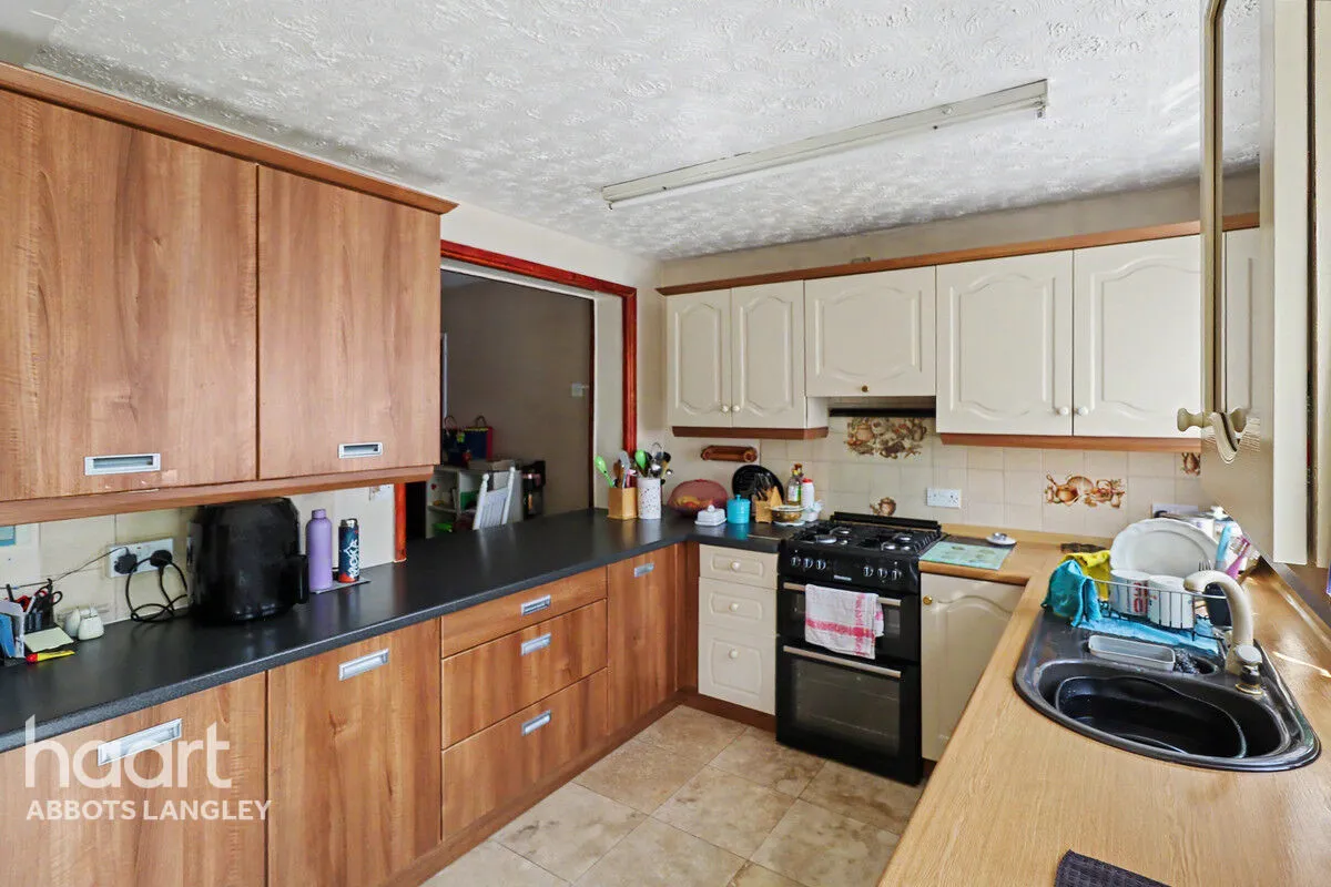 Hare Crescent, Watford, WD25, photo 5