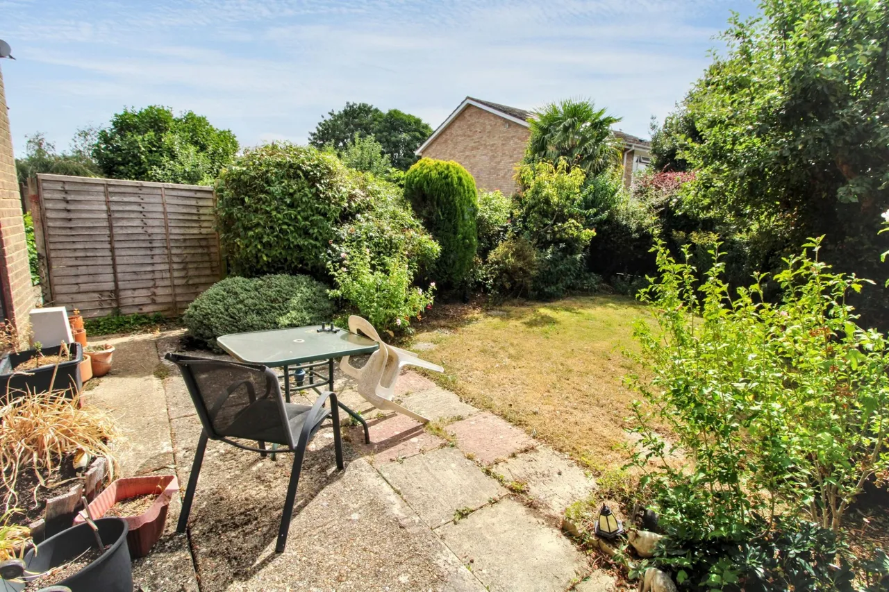 Oakengrove Road, Hazlemere, HP15, photo 15