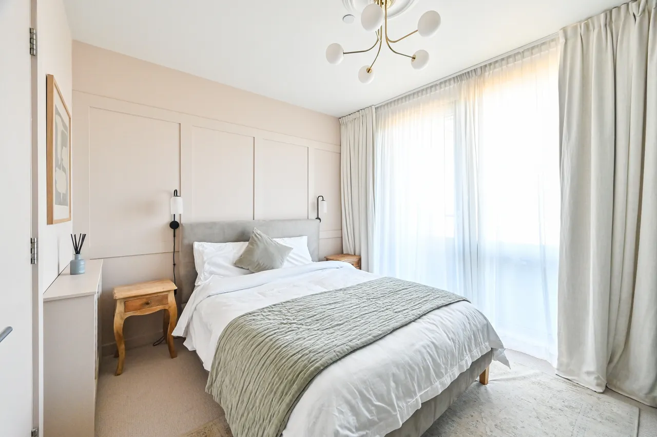 Apartment 1002, Graphite Point, 36 Palmers Road, London, photo 5