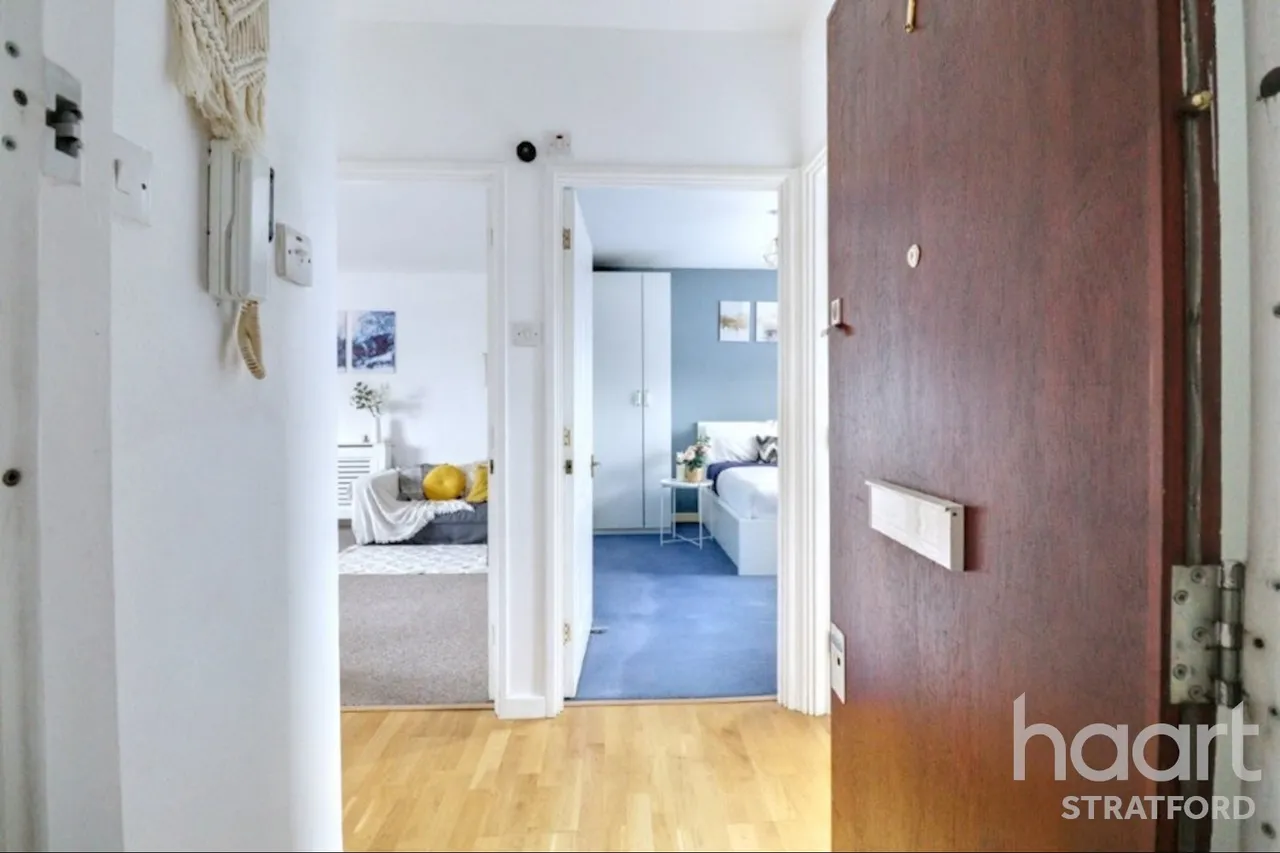 Barnby Street, E15, photo 13