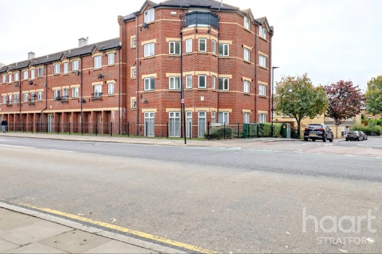Barnby Street, E15, photo 2