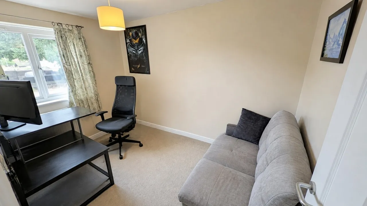 Stirling Close, Yate, BS37, photo 7