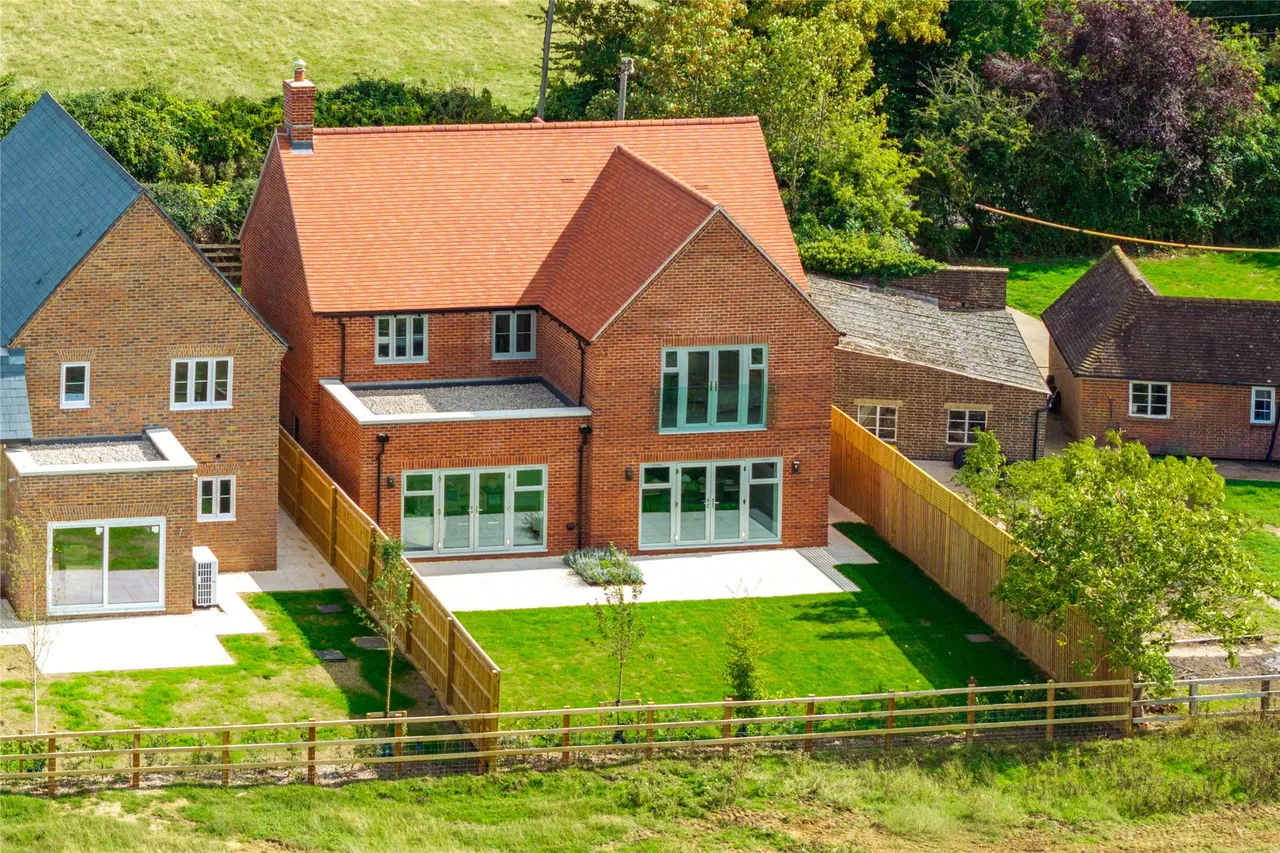 Sandy Lane, Long Crendon, HP18, photo 3