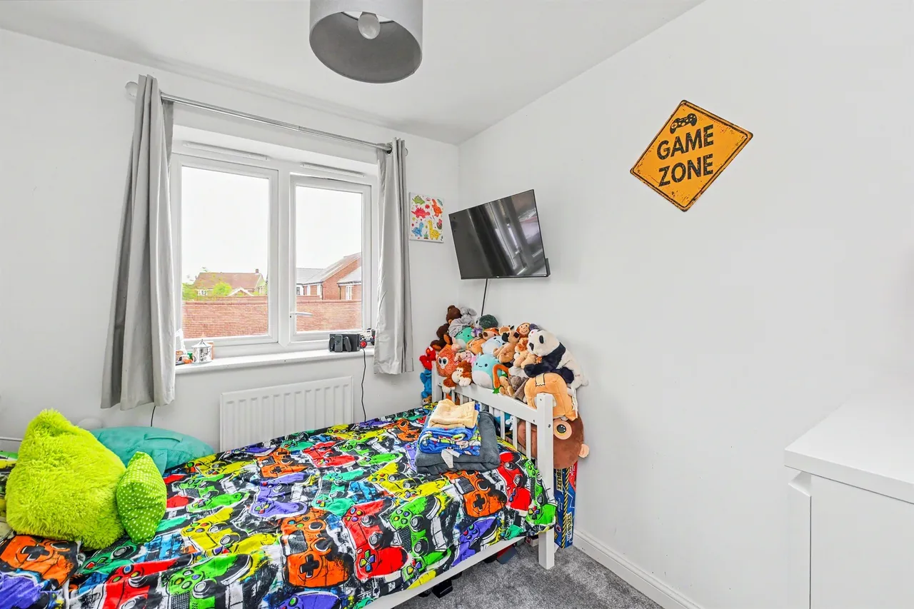 Waring Crescent, Aston Clinton, HP22, photo 13