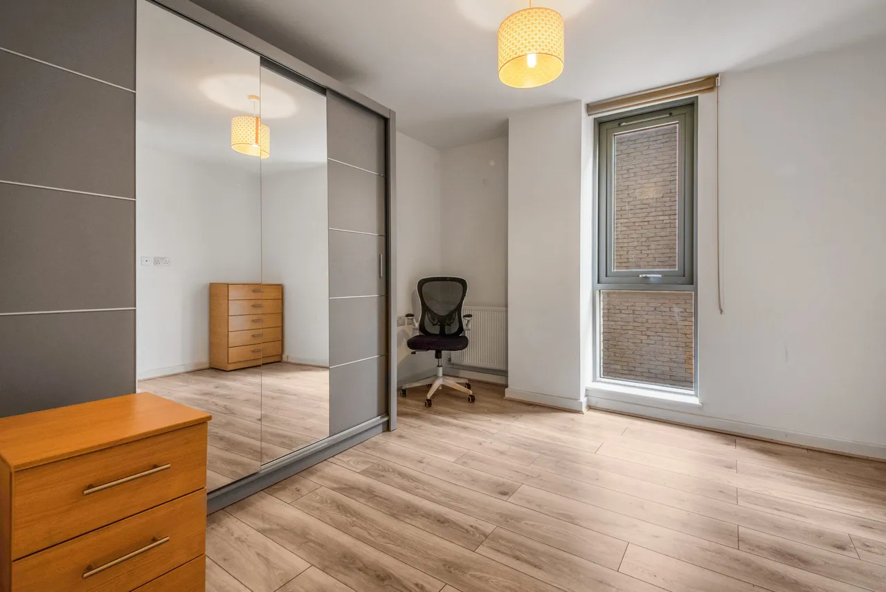 Bromley Road, London, SE6, photo 14