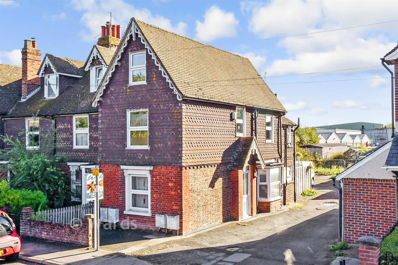 1 bed flat for sale, Maidstone Road, Paddock Wood, TN12
