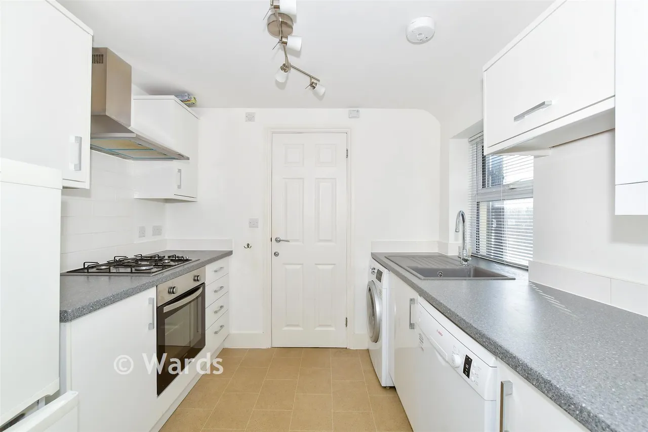 Maidstone Road, Paddock Wood, TN12, photo 4