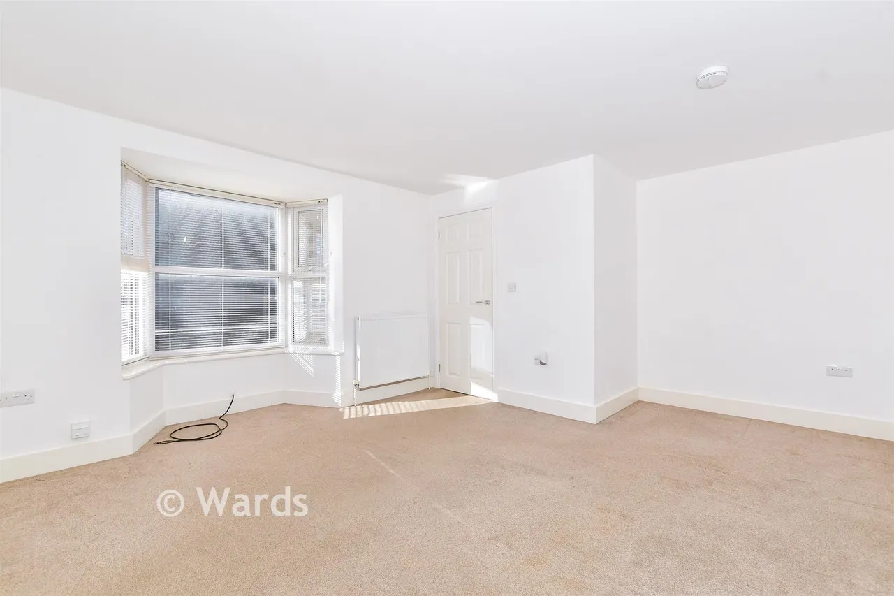 Maidstone Road, Paddock Wood, TN12, photo 2