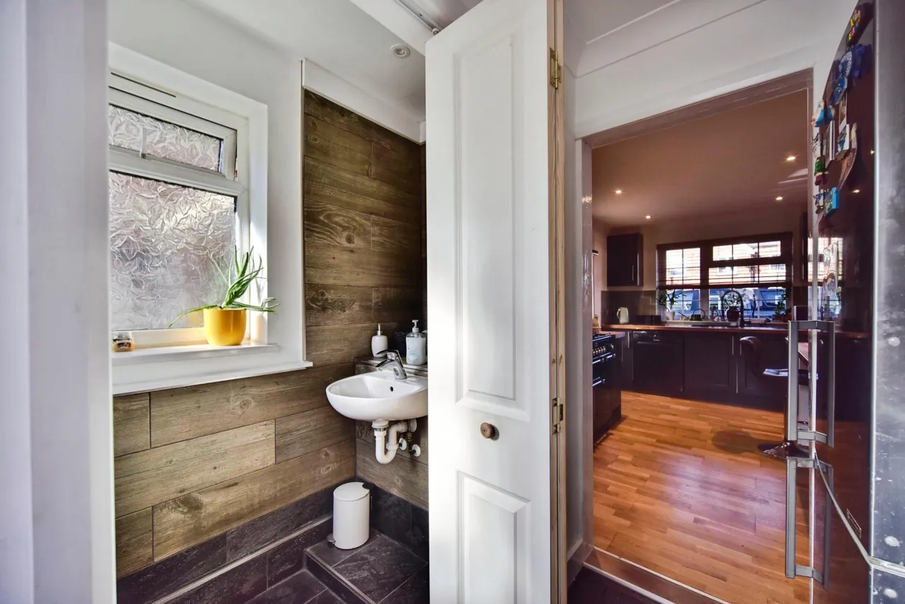 Playstool Road, Newington, ME9, photo 11