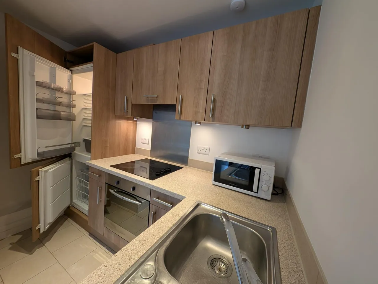 Greyhound Hill, Hendon, NW4, photo 4