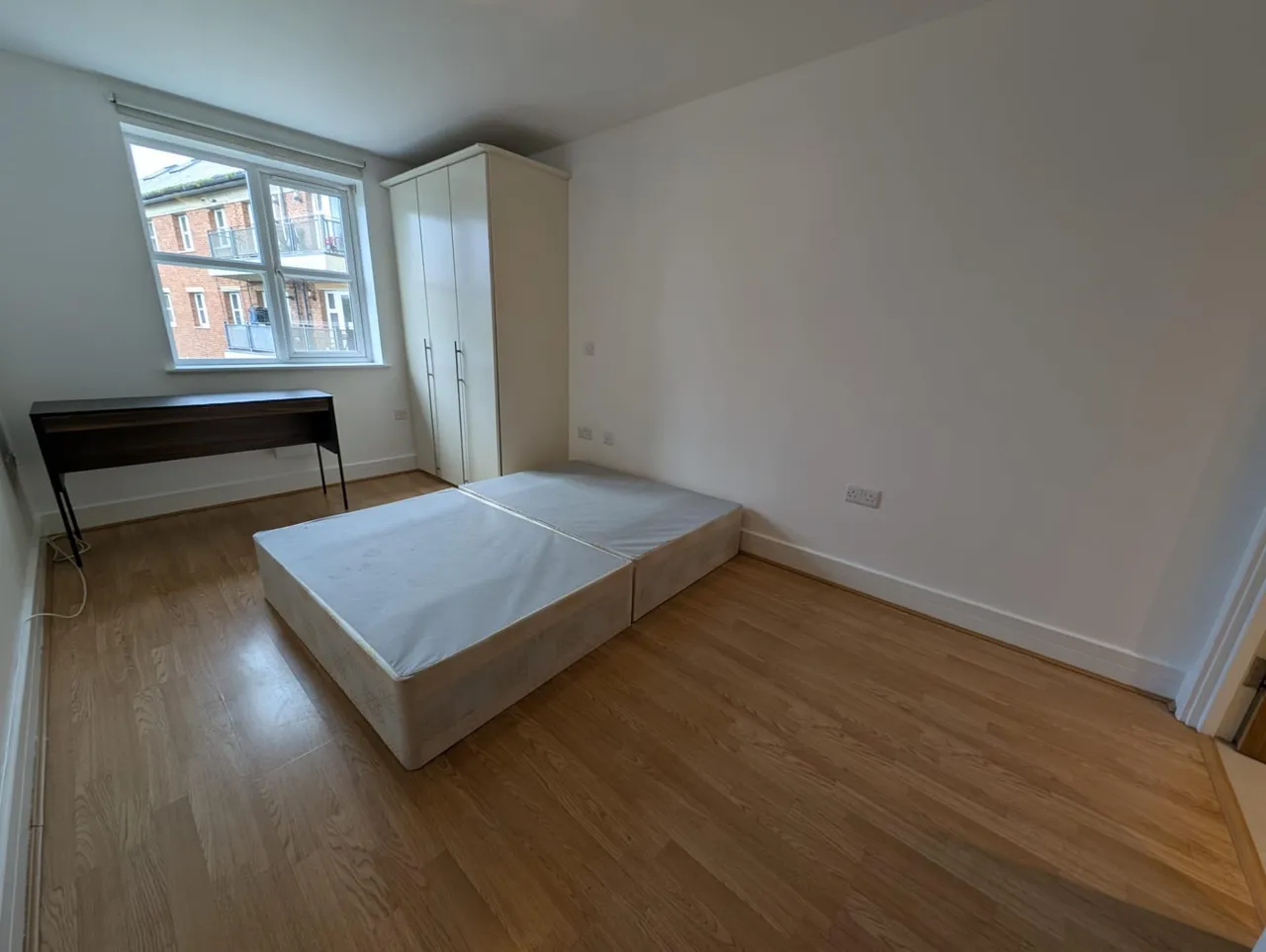 Greyhound Hill, Hendon, NW4, photo 5