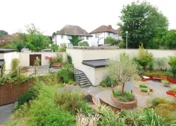 Greyhound Hill, Hendon, NW4, photo 9