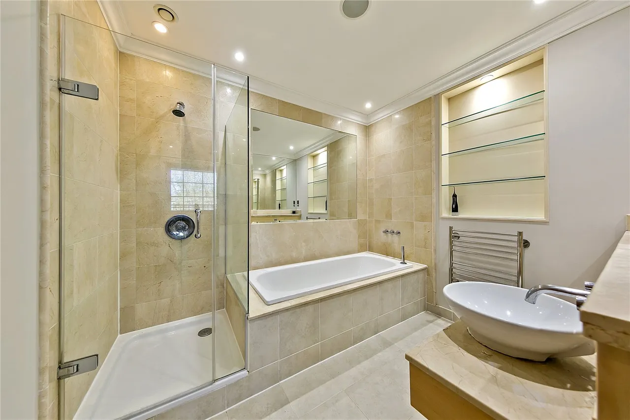 Whitcome Mews, Kew, TW9, photo 5