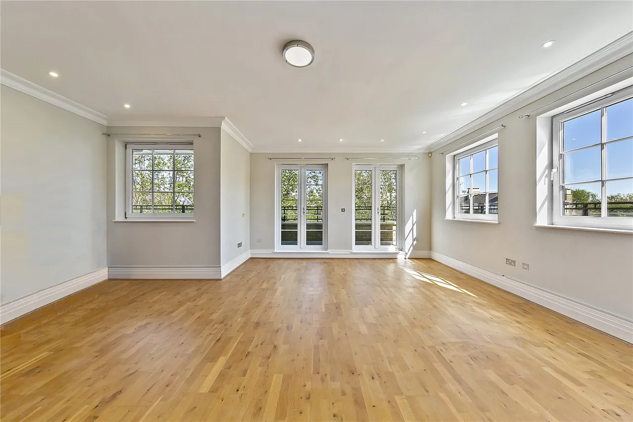 Whitcome Mews, Kew, TW9, photo 2