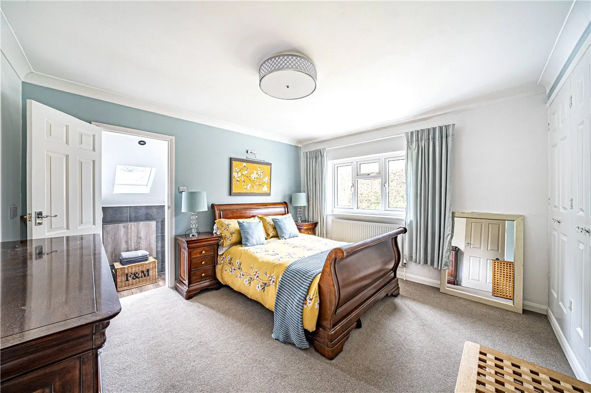 High Street, West Meon, GU32, photo 11
