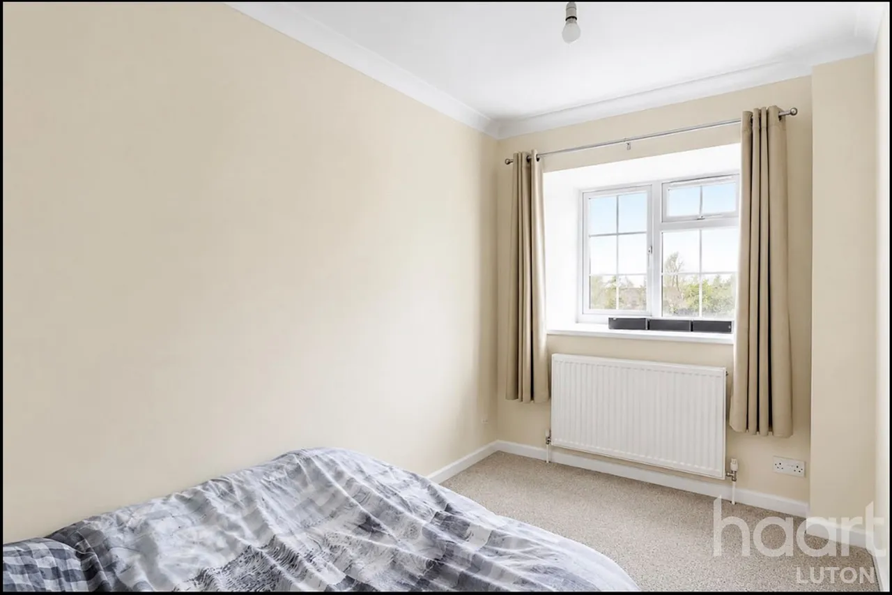 Kelling Close, Luton, LU2, photo 4