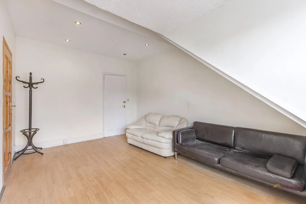 London Road, St Albans, AL1, photo 13