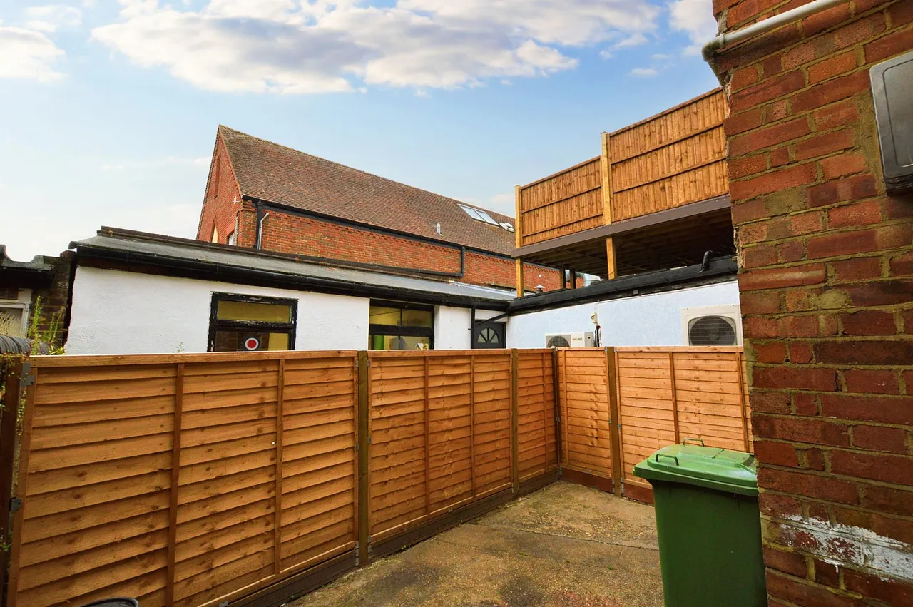 London Road, St Albans, AL1, photo 4