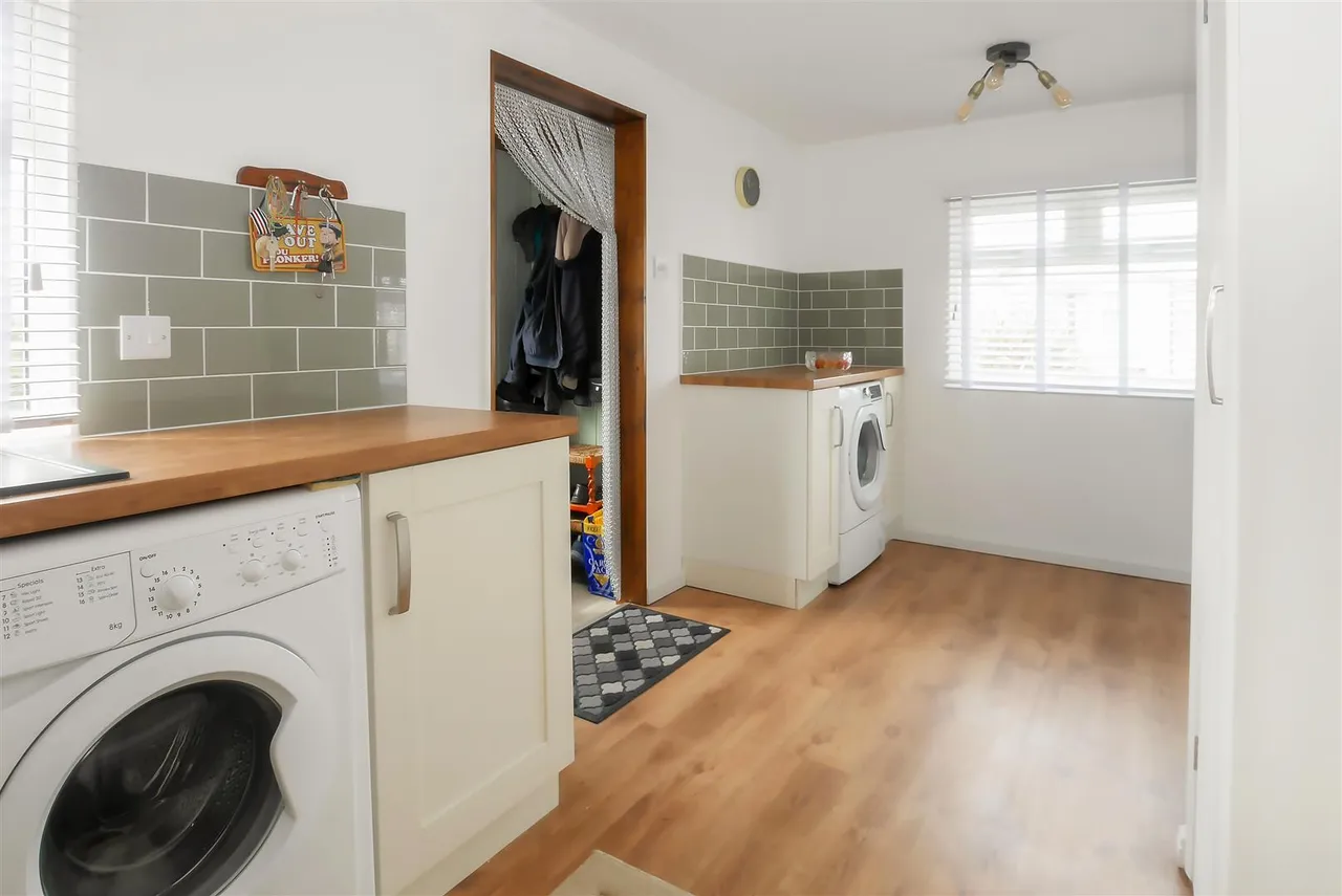 Thornlea Court, Wick, photo 10