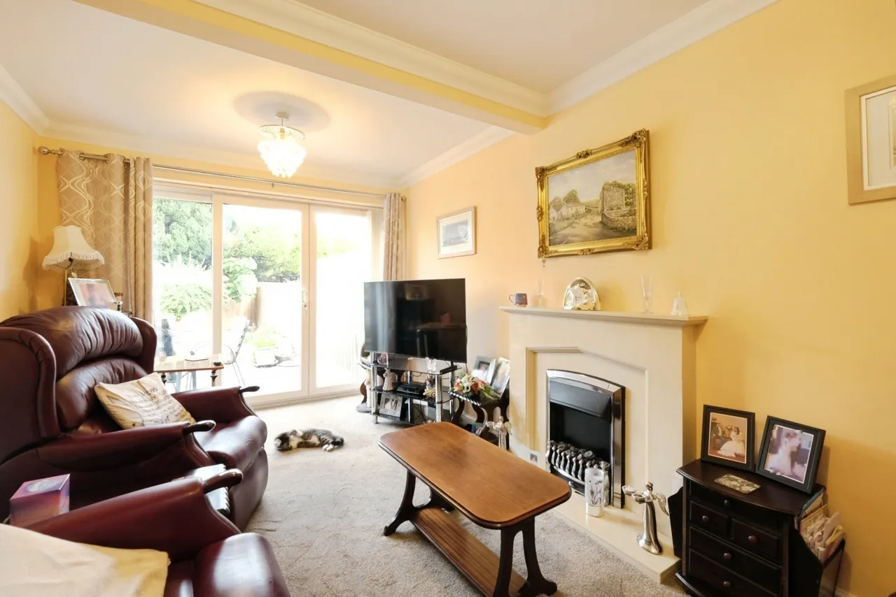 Cefn Court, Rogerstone, Newport, NP10, photo 3