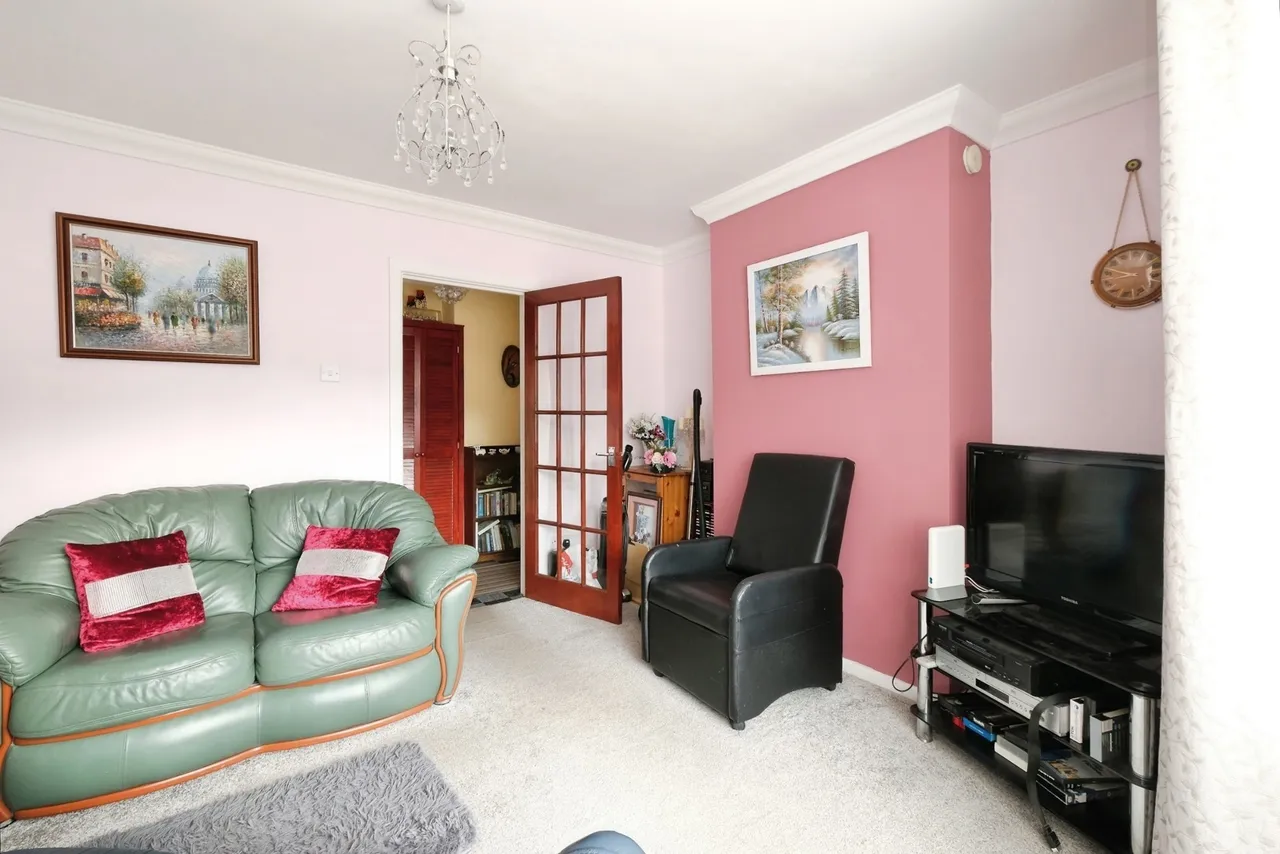 Cefn Court, Rogerstone, Newport, NP10, photo 5